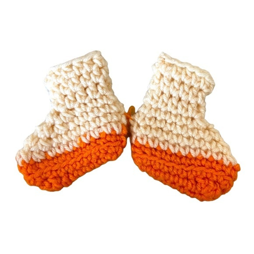 VINTAGE Handmade Hand Knit Crochet Baby Booties Shoes Socks Layette Orange Cream